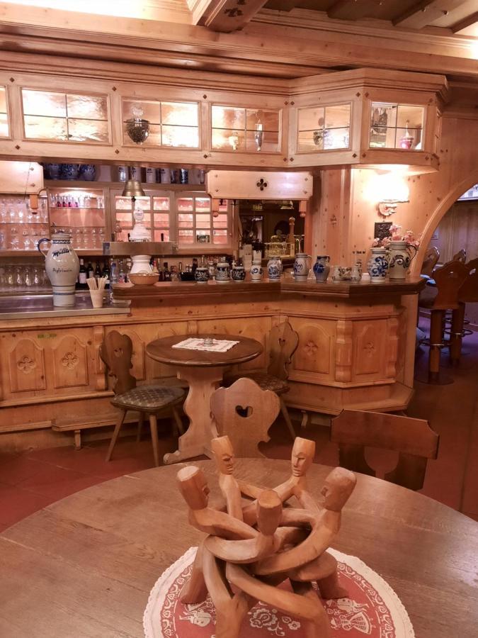 Landgasthof Rotlipp Gaestezimmer Ortenberg  エクステリア 写真
